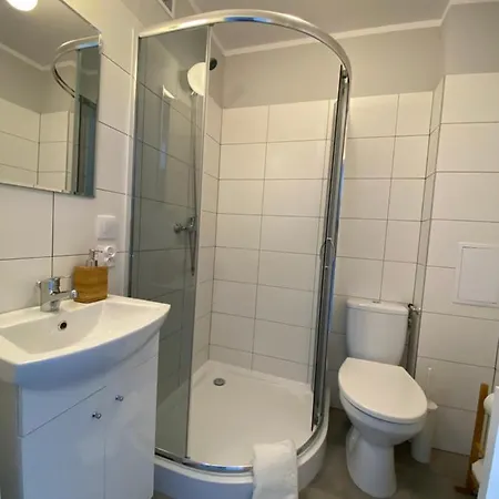 Os. Zlote 5f Apartman
